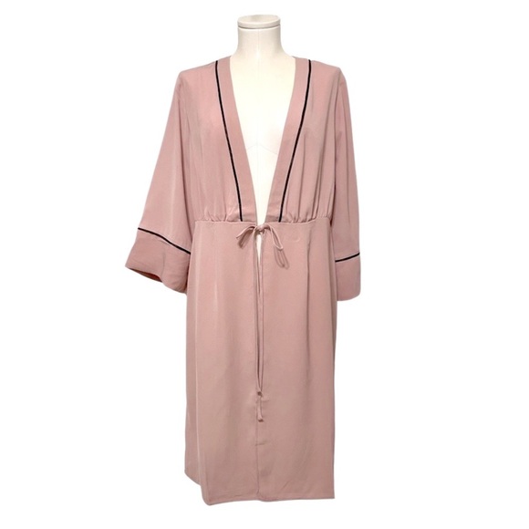 Dusty Rose chiffon kimono robe with black piping Plus Size 0X, 2X, 3X NWT - Picture 3 of 9